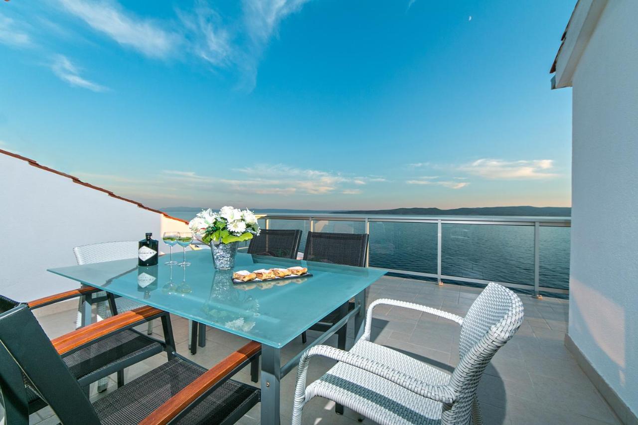 Abuela'S Beach House Brela Bagian luar foto